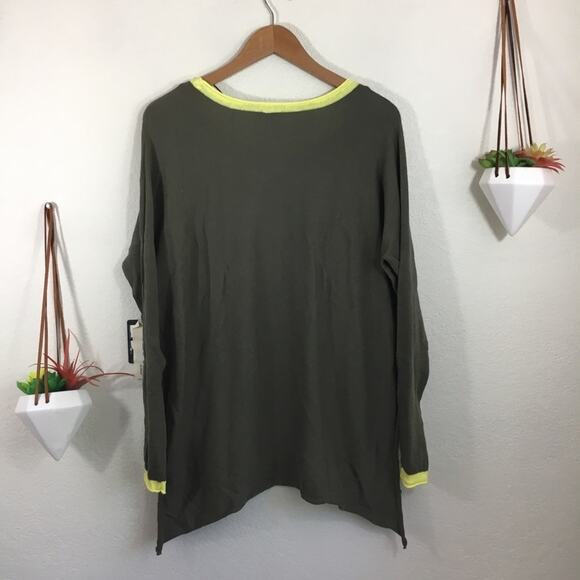 NWT cloth. by design army green sweater - Picture 2 of 6